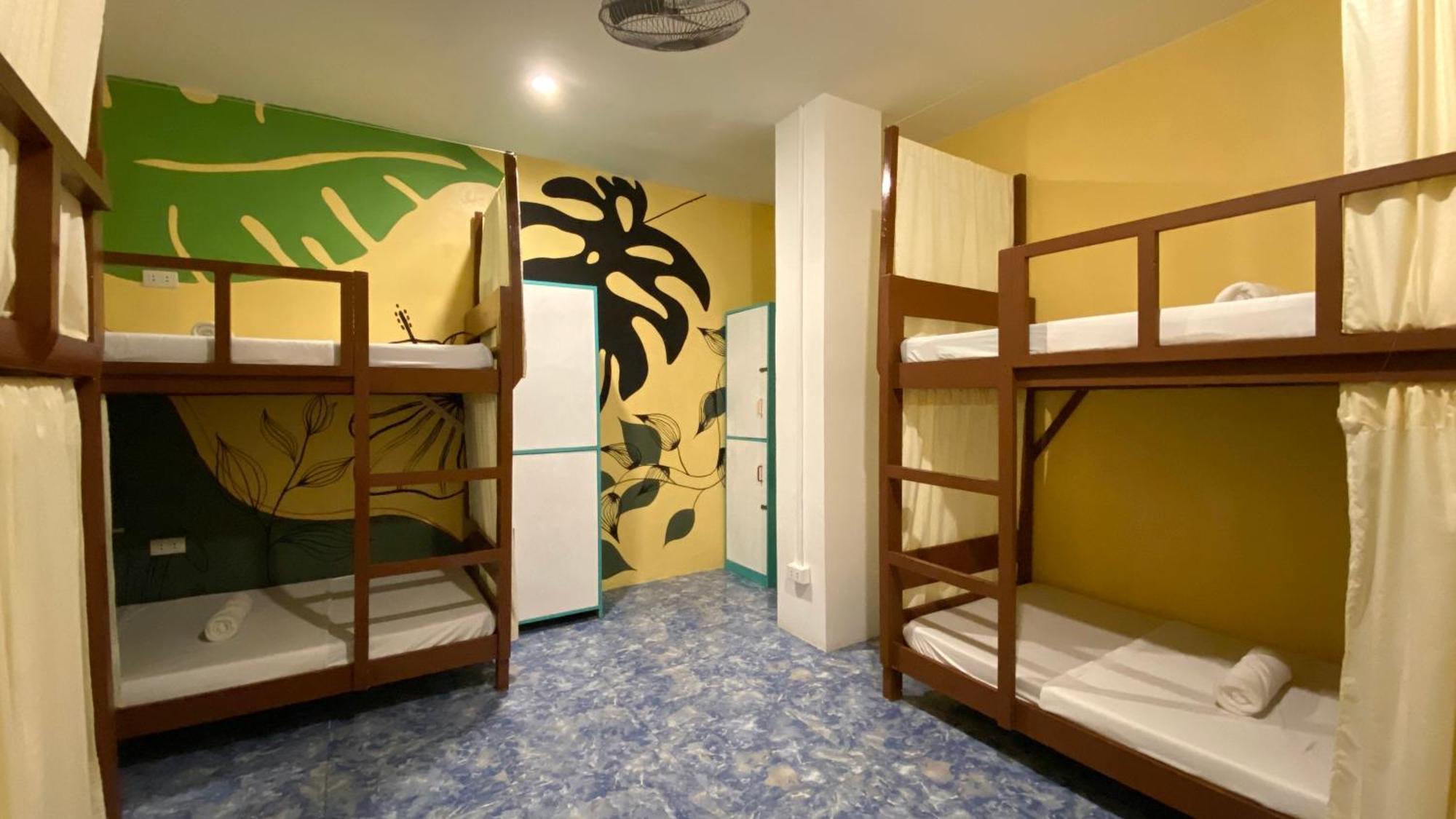 Chill Out Hostel Balabag  Экстерьер фото